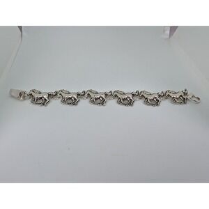 Silver Tone Running Horses‎ Magnetic Clasp Closure 7 In